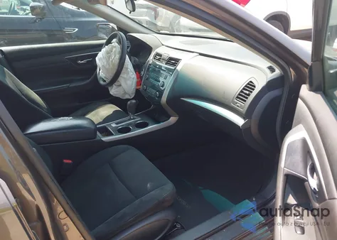 2015 Nissan Altima 2.5/2.5 S/2.5 Sl/2.5 Sv z USA, uszkodzony, nr VIN 1N4AL3AP4FC286957